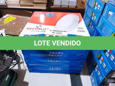 LOTE 260 - 06 PAINÉIS DE LED SOBREPOR CIRCULAR 24W 220V1400 LUMENS DECORLUX (NOVO). (NO ESTADO) ATENÇÃO! FAZER A VISITAÇÃO ANTES DE ARREMATAR, NÃO SABEMOS SE FUNCIONA. LEILÃO NÃO TEM GARANTIA E NEM DEVOLUÇÃO, SUJEITO A POSSÍVEIS AVARIAS VISÍVEIS/OCULTAS E/OU AUSÊNCIA DE COMPONENTES.