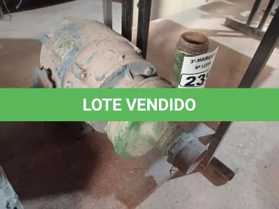 LOTE 239 - 01 MOTOR ELÉTRICO. (NO ESTADO) ATENÇÃO! FAZER A VISITAÇÃO ANTES DE ARREMATAR, NÃO SABEMOS SE FUNCIONA. LEILÃO NÃO TEM GARANTIA E NEM DEVOLUÇÃO, SUJEITO A POSSÍVEIS AVARIAS VISÍVEIS/OCULTAS E/OU AUSÊNCIA DE COMPONENTES.