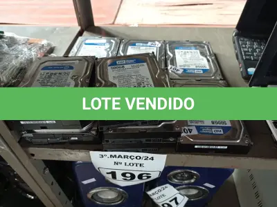 LOTE 196 - 10 HARD DISC 500GB MARCAS E MODELOS DIVERSOS. (NO ESTADO) ATENÇÃO! FAZER A VISITAÇÃO ANTES DE ARREMATAR, NÃO SABEMOS SE FUNCIONA. LEILÃO NÃO TEM GARANTIA E NEM DEVOLUÇÃO, SUJEITO A POSSÍVEIS AVARIAS VISÍVEIS/OCULTAS E/OU AUSÊNCIA DE COMPONENTES.