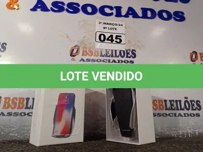 LOTE 045 - 02 SUPORTES PARA CELULAR. (NO ESTADO) ATENÇÃO! FAZER A VISITAÇÃO ANTES DE ARREMATAR, NÃO SABEMOS SE FUNCIONA. LEILÃO NÃO TEM GARANTIA E NEM DEVOLUÇÃO, SUJEITO A POSSÍVEIS AVARIAS VISÍVEIS/OCULTAS E/OU AUSÊNCIA DE COMPONENTES.