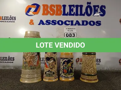 LOTE 083 - 01 LOTE COM OBJETOS DECORATIVOS DIVERSOS. (NO ESTADO) ATENÇÃO! FAZER A VISITAÇÃO ANTES DE ARREMATAR, NÃO SABEMOS SE FUNCIONA. LEILÃO NÃO TEM GARANTIA E NEM DEVOLUÇÃO, SUJEITO A POSSÍVEIS AVARIAS VISÍVEIS/OCULTAS E/OU AUSÊNCIA DE COMPONENTES.