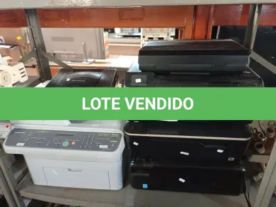 LOTE 180 - 04 IMPRESSORAS, 01 SUCATA DE VIDEOGAME E 01 MÁQUINA DE ESCREVER MARCAS E MODELOS DIVERSOS. (NO ESTADO) ATENÇÃO! FAZER A VISITAÇÃO ANTES DE ARREMATAR, NÃO SABEMOS SE FUNCIONA. LEILÃO NÃO TEM GARANTIA E NEM DEVOLUÇÃO, SUJEITO A POSSÍVEIS AVARIAS VISÍVEIS/OCULTAS E/OU AUSÊNCIA DE COMPONENTES.