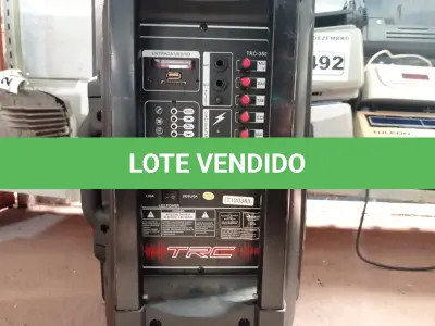 LOTE 205 - 01 CAIXA DE SOM AMPLIFICADA MARCA TRC. (NO ESTADO) ATENÇÃO! FAZER A VISITAÇÃO ANTES DE ARREMATAR, NÃO SABEMOS SE FUNCIONA. LEILÃO NÃO TEM GARANTIA E NEM DEVOLUÇÃO, SUJEITO A POSSÍVEIS AVARIAS VISÍVEIS/OCULTAS E/OU AUSÊNCIA DE COMPONENTES.