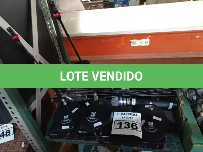 LOTE 136 - 01 LOTE COM VÁRIOS RECEPTORES DE TV E MICROFONES DE MESA MARCAS E MODELOS DIVERSOS. (NO ESTADO) ATENÇÃO! FAZER A VISITAÇÃO ANTES DE ARREMATAR, NÃO SABEMOS SE FUNCIONA. LEILÃO NÃO TEM GARANTIA E NEM DEVOLUÇÃO, SUJEITO A POSSÍVEIS AVARIAS VISÍVEIS/OCULTAS E/OU AUSÊNCIA DE COMPONENTES.