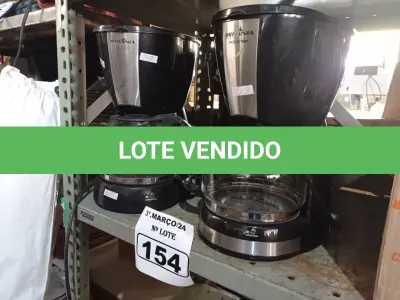 LOTE 154 - 03 CAFETEIRAS MARCAS E MODELOS DIVERSOS. (NO ESTADO) ATENÇÃO! FAZER A VISITAÇÃO ANTES DE ARREMATAR, NÃO SABEMOS SE FUNCIONA. LEILÃO NÃO TEM GARANTIA E NEM DEVOLUÇÃO, SUJEITO A POSSÍVEIS AVARIAS VISÍVEIS/OCULTAS E/OU AUSÊNCIA DE COMPONENTES.