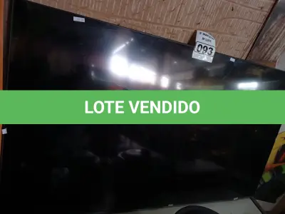 LOTE 093 - 01 TV SAMSUNG 55” POL PARA RETIRADA DE PEÇAS. (NO ESTADO) ATENÇÃO! FAZER A VISITAÇÃO ANTES DE ARREMATAR, NÃO SABEMOS SE FUNCIONA. LEILÃO NÃO TEM GARANTIA E NEM DEVOLUÇÃO, SUJEITO A POSSÍVEIS AVARIAS VISÍVEIS/OCULTAS E/OU AUSÊNCIA DE COMPONENTES.