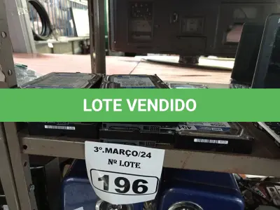LOTE 196 - 10 HARD DISC 500GB MARCAS E MODELOS DIVERSOS. (NO ESTADO) ATENÇÃO! FAZER A VISITAÇÃO ANTES DE ARREMATAR, NÃO SABEMOS SE FUNCIONA. LEILÃO NÃO TEM GARANTIA E NEM DEVOLUÇÃO, SUJEITO A POSSÍVEIS AVARIAS VISÍVEIS/OCULTAS E/OU AUSÊNCIA DE COMPONENTES.