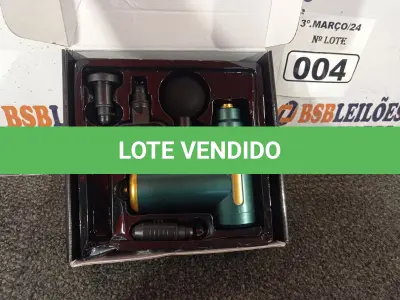LOTE 004 - 01 MASSAGEADOR. (NO ESTADO) ATENÇÃO! FAZER A VISITAÇÃO ANTES DE ARREMATAR, NÃO SABEMOS SE FUNCIONA. LEILÃO NÃO TEM GARANTIA E NEM DEVOLUÇÃO, SUJEITO A POSSÍVEIS AVARIAS VISÍVEIS/OCULTAS E/OU AUSÊNCIA DE COMPONENTES.