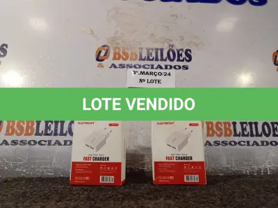 LOTE 056 - 02 CARREGADORES USB TIPO “C”. (NO ESTADO) ATENÇÃO! FAZER A VISITAÇÃO ANTES DE ARREMATAR, NÃO SABEMOS SE FUNCIONA. LEILÃO NÃO TEM GARANTIA E NEM DEVOLUÇÃO, SUJEITO A POSSÍVEIS AVARIAS VISÍVEIS/OCULTAS E/OU AUSÊNCIA DE COMPONENTES.