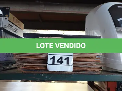 LOTE 141 - 01 LOTE COM VÁRIOS DISCOS DE VINIL. (NO ESTADO) ATENÇÃO! FAZER A VISITAÇÃO ANTES DE ARREMATAR, NÃO SABEMOS SE FUNCIONA. LEILÃO NÃO TEM GARANTIA E NEM DEVOLUÇÃO, SUJEITO A POSSÍVEIS AVARIAS VISÍVEIS/OCULTAS E/OU AUSÊNCIA DE COMPONENTES.