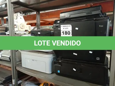 LOTE 180 - 04 IMPRESSORAS, 01 SUCATA DE VIDEOGAME E 01 MÁQUINA DE ESCREVER MARCAS E MODELOS DIVERSOS. (NO ESTADO) ATENÇÃO! FAZER A VISITAÇÃO ANTES DE ARREMATAR, NÃO SABEMOS SE FUNCIONA. LEILÃO NÃO TEM GARANTIA E NEM DEVOLUÇÃO, SUJEITO A POSSÍVEIS AVARIAS VISÍVEIS/OCULTAS E/OU AUSÊNCIA DE COMPONENTES.