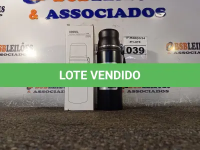 LOTE 039 - 01 GARRAFA TÉRMICA 800ML. (NO ESTADO) ATENÇÃO! FAZER A VISITAÇÃO ANTES DE ARREMATAR, NÃO SABEMOS SE FUNCIONA. LEILÃO NÃO TEM GARANTIA E NEM DEVOLUÇÃO, SUJEITO A POSSÍVEIS AVARIAS VISÍVEIS/OCULTAS E/OU AUSÊNCIA DE COMPONENTES.