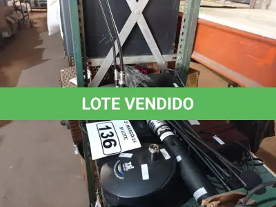 LOTE 136 - 01 LOTE COM VÁRIOS RECEPTORES DE TV E MICROFONES DE MESA MARCAS E MODELOS DIVERSOS. (NO ESTADO) ATENÇÃO! FAZER A VISITAÇÃO ANTES DE ARREMATAR, NÃO SABEMOS SE FUNCIONA. LEILÃO NÃO TEM GARANTIA E NEM DEVOLUÇÃO, SUJEITO A POSSÍVEIS AVARIAS VISÍVEIS/OCULTAS E/OU AUSÊNCIA DE COMPONENTES.