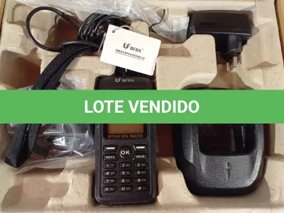 LOTE 032 - 01 RÁDIO COMUNICADOR. (NO ESTADO) ATENÇÃO! FAZER A VISITAÇÃO ANTES DE ARREMATAR, NÃO SABEMOS SE FUNCIONA. LEILÃO NÃO TEM GARANTIA E NEM DEVOLUÇÃO, SUJEITO A POSSÍVEIS AVARIAS VISÍVEIS/OCULTAS E/OU AUSÊNCIA DE COMPONENTES.