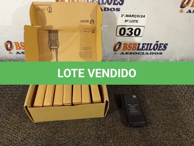 LOTE 030 - 08 BATERIAS PARA RÁDIO COMUNICADOR MODELO BF P-118. (NO ESTADO) ATENÇÃO! FAZER A VISITAÇÃO ANTES DE ARREMATAR, NÃO SABEMOS SE FUNCIONA. LEILÃO NÃO TEM GARANTIA E NEM DEVOLUÇÃO, SUJEITO A POSSÍVEIS AVARIAS VISÍVEIS/OCULTAS E/OU AUSÊNCIA DE COMPONENTES.