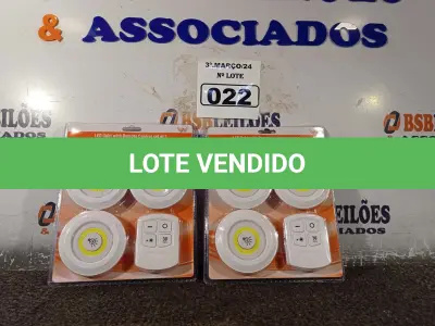 LOTE 022 - 02 KIT’S DE LÂMPADAS DE LED COM CONTROLE REMOTO. (NO ESTADO) ATENÇÃO! FAZER A VISITAÇÃO ANTES DE ARREMATAR, NÃO SABEMOS SE FUNCIONA. LEILÃO NÃO TEM GARANTIA E NEM DEVOLUÇÃO, SUJEITO A POSSÍVEIS AVARIAS VISÍVEIS/OCULTAS E/OU AUSÊNCIA DE COMPONENTES.