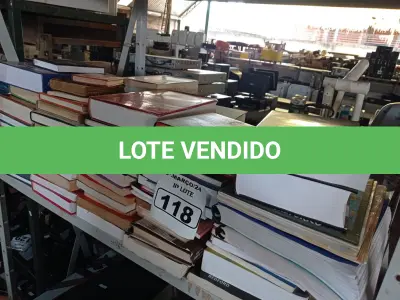 LOTE 118 - 01 LOTE COM LIVROS DIVERSOS. (NO ESTADO) ATENÇÃO! FAZER A VISITAÇÃO ANTES DE ARREMATAR, NÃO SABEMOS SE FUNCIONA. LEILÃO NÃO TEM GARANTIA E NEM DEVOLUÇÃO, SUJEITO A POSSÍVEIS AVARIAS VISÍVEIS/OCULTAS E/OU AUSÊNCIA DE COMPONENTES.