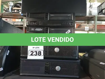 LOTE 238 - 04 CPU’S E 01 ALL IN ONE MARCAS E MODELOS DIVERSOS PARA RETIRADA DE PEÇAS. (NO ESTADO) ATENÇÃO! FAZER A VISITAÇÃO ANTES DE ARREMATAR, NÃO SABEMOS SE FUNCIONA. LEILÃO NÃO TEM GARANTIA E NEM DEVOLUÇÃO, SUJEITO A POSSÍVEIS AVARIAS VISÍVEIS/OCULTAS E/OU AUSÊNCIA DE COMPONENTES.