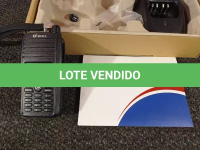 LOTE 096 - 01 RÁDIO COMUNICADOR. (NO ESTADO) ATENÇÃO! FAZER A VISITAÇÃO ANTES DE ARREMATAR, NÃO SABEMOS SE FUNCIONA. LEILÃO NÃO TEM GARANTIA E NEM DEVOLUÇÃO, SUJEITO A POSSÍVEIS AVARIAS VISÍVEIS/OCULTAS E/OU AUSÊNCIA DE COMPONENTES.