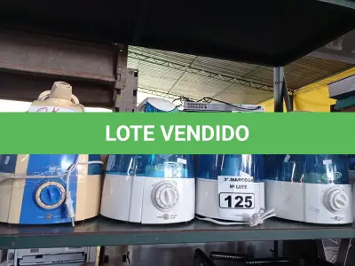 LOTE 125 - 04 UMIDIFICADORES DE AR MARCAS E MODELOS DIVERSOS. (NO ESTADO) ATENÇÃO! FAZER A VISITAÇÃO ANTES DE ARREMATAR, NÃO SABEMOS SE FUNCIONA. LEILÃO NÃO TEM GARANTIA E NEM DEVOLUÇÃO, SUJEITO A POSSÍVEIS AVARIAS VISÍVEIS/OCULTAS E/OU AUSÊNCIA DE COMPONENTES.