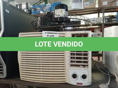 LOTE 227 - 01 AR-CONDICIONADO DE EMBUTIR E 01 VENTILADOR. (NO ESTADO) ATENÇÃO! FAZER A VISITAÇÃO ANTES DE ARREMATAR, NÃO SABEMOS SE FUNCIONA. LEILÃO NÃO TEM GARANTIA E NEM DEVOLUÇÃO, SUJEITO A POSSÍVEIS AVARIAS VISÍVEIS/OCULTAS E/OU AUSÊNCIA DE COMPONENTES.