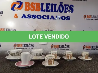 LOTE 062 - 07 XICARAS DIVERSAS COM PIRES. (NO ESTADO) ATENÇÃO! FAZER A VISITAÇÃO ANTES DE ARREMATAR, NÃO SABEMOS SE FUNCIONA. LEILÃO NÃO TEM GARANTIA E NEM DEVOLUÇÃO, SUJEITO A POSSÍVEIS AVARIAS VISÍVEIS/OCULTAS E/OU AUSÊNCIA DE COMPONENTES.