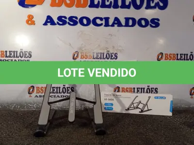 LOTE 075 - 01 SUPORTE DE MESA PARA NOTEBOOK. (NO ESTADO) ATENÇÃO! FAZER A VISITAÇÃO ANTES DE ARREMATAR, NÃO SABEMOS SE FUNCIONA. LEILÃO NÃO TEM GARANTIA E NEM DEVOLUÇÃO, SUJEITO A POSSÍVEIS AVARIAS VISÍVEIS/OCULTAS E/OU AUSÊNCIA DE COMPONENTES.