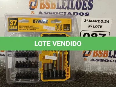 LOTE 087 - 01 KIT JOGO 37 PEÇAS PARA PARAFUSADEIRA DEWALT COM ESTOJO. (NO ESTADO) ATENÇÃO! FAZER A VISITAÇÃO ANTES DE ARREMATAR, NÃO SABEMOS SE FUNCIONA. LEILÃO NÃO TEM GARANTIA E NEM DEVOLUÇÃO, SUJEITO A POSSÍVEIS AVARIAS VISÍVEIS/OCULTAS E/OU AUSÊNCIA DE COMPONENTES.