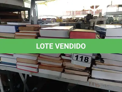 LOTE 118 - 01 LOTE COM LIVROS DIVERSOS. (NO ESTADO) ATENÇÃO! FAZER A VISITAÇÃO ANTES DE ARREMATAR, NÃO SABEMOS SE FUNCIONA. LEILÃO NÃO TEM GARANTIA E NEM DEVOLUÇÃO, SUJEITO A POSSÍVEIS AVARIAS VISÍVEIS/OCULTAS E/OU AUSÊNCIA DE COMPONENTES.