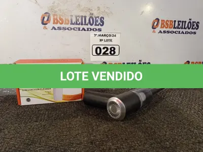 LOTE 028 - 01 MINI ASPIRADOR DE PÓ PORTÁTIL. (NO ESTADO) ATENÇÃO! FAZER A VISITAÇÃO ANTES DE ARREMATAR, NÃO SABEMOS SE FUNCIONA. LEILÃO NÃO TEM GARANTIA E NEM DEVOLUÇÃO, SUJEITO A POSSÍVEIS AVARIAS VISÍVEIS/OCULTAS E/OU AUSÊNCIA DE COMPONENTES.