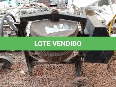 LOTE 482 - 01 BETONEIRA. (NO ESTADO) ATENÇÃO! FAZER A VISITAÇÃO ANTES DE ARREMATAR, NÃO SABEMOS SE FUNCIONA. LEILÃO NÃO TEM GARANTIA E NEM DEVOLUÇÃO, SUJEITO A POSSÍVEIS AVARIAS VISÍVEIS/OCULTAS E/OU AUSÊNCIA DE COMPONENTES.