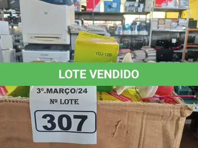 LOTE 307 - 01 LOTE COM GRANDE QUANTIDADE DE SIRENES DE RÉ PARA CAMINHÃO. (NO ESTADO) ATENÇÃO! FAZER A VISITAÇÃO ANTES DE ARREMATAR, NÃO SABEMOS SE FUNCIONA. LEILÃO NÃO TEM GARANTIA E NEM DEVOLUÇÃO, SUJEITO A POSSÍVEIS AVARIAS VISÍVEIS/OCULTAS E/OU AUSÊNCIA DE COMPONENTES.