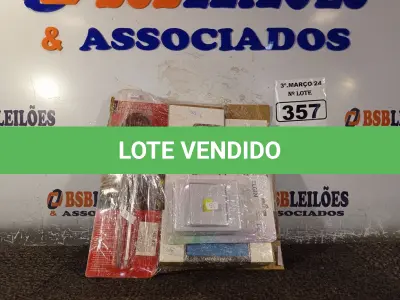 LOTE 357 - 01 POWER BANK, 01 LUMINÁRIA DE LED E 01 MEDIDOR DE PH/UMIDADE. (NO ESTADO) ATENÇÃO! FAZER A VISITAÇÃO ANTES DE ARREMATAR, NÃO SABEMOS SE FUNCIONA. LEILÃO NÃO TEM GARANTIA E NEM DEVOLUÇÃO, SUJEITO A POSSÍVEIS AVARIAS VISÍVEIS/OCULTAS E/OU AUSÊNCIA DE COMPONENTES.