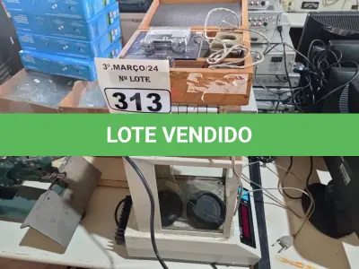 LOTE 313 - 01 BALANÇA DE ALTA PRECISÃO E 02 EQUIPAMENTOS. (NO ESTADO) ATENÇÃO! FAZER A VISITAÇÃO ANTES DE ARREMATAR, NÃO SABEMOS SE FUNCIONA. LEILÃO NÃO TEM GARANTIA E NEM DEVOLUÇÃO, SUJEITO A POSSÍVEIS AVARIAS VISÍVEIS/OCULTAS E/OU AUSÊNCIA DE COMPONENTES.