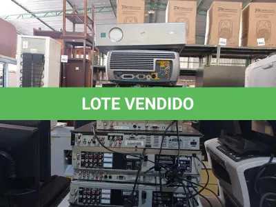 LOTE 401 - 05 APARELHOS DE DVD, 03 RECEPTORES DIGITAL E 02 PROJETORES MULTIMIDIA MARCAS E MODELOS DIVERSOS. (NO ESTADO) ATENÇÃO! FAZER A VISITAÇÃO ANTES DE ARREMATAR, NÃO SABEMOS SE FUNCIONA. LEILÃO NÃO TEM GARANTIA E NEM DEVOLUÇÃO, SUJEITO A POSSÍVEIS AVARIAS VISÍVEIS/OCULTAS E/OU AUSÊNCIA DE COMPONENTES.