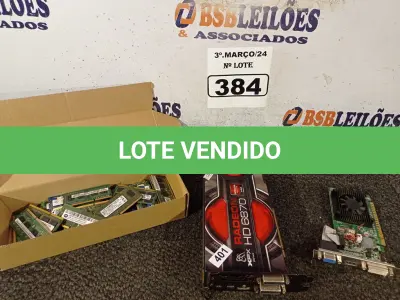 LOTE 384 - 02 PLACAS DE VÍDEO MARCAS E MODELOS DIVERSOS. (NO ESTADO) ATENÇÃO! FAZER A VISITAÇÃO ANTES DE ARREMATAR, NÃO SABEMOS SE FUNCIONA. LEILÃO NÃO TEM GARANTIA E NEM DEVOLUÇÃO, SUJEITO A POSSÍVEIS AVARIAS VISÍVEIS/OCULTAS E/OU AUSÊNCIA DE COMPONENTES.
