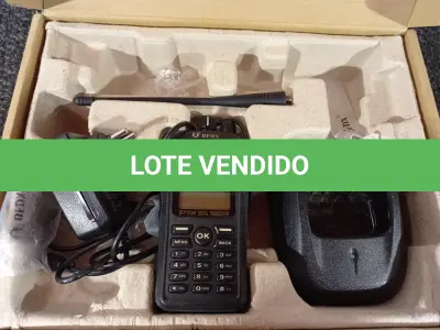 LOTE 337 - 01 RÁDIO COMUNICADOR. (NO ESTADO) ATENÇÃO! FAZER A VISITAÇÃO ANTES DE ARREMATAR, NÃO SABEMOS SE FUNCIONA. LEILÃO NÃO TEM GARANTIA E NEM DEVOLUÇÃO, SUJEITO A POSSÍVEIS AVARIAS VISÍVEIS/OCULTAS E/OU AUSÊNCIA DE COMPONENTES.