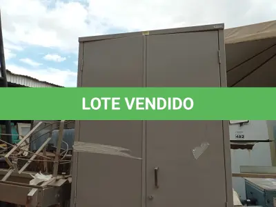 LOTE 477 - 01 ARMÁRIO DE AÇO COM 02 PORTAS. (NO ESTADO) ATENÇÃO! FAZER A VISITAÇÃO ANTES DE ARREMATAR, NÃO SABEMOS SE FUNCIONA. LEILÃO NÃO TEM GARANTIA E NEM DEVOLUÇÃO, SUJEITO A POSSÍVEIS AVARIAS VISÍVEIS/OCULTAS E/OU AUSÊNCIA DE COMPONENTES.