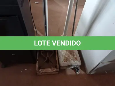 LOTE 457 - 02 BALANÇAS DE POSTO DE SAÚDE. (NO ESTADO) ATENÇÃO! FAZER A VISITAÇÃO ANTES DE ARREMATAR, NÃO SABEMOS SE FUNCIONA. LEILÃO NÃO TEM GARANTIA E NEM DEVOLUÇÃO, SUJEITO A POSSÍVEIS AVARIAS VISÍVEIS/OCULTAS E/OU AUSÊNCIA DE COMPONENTES.