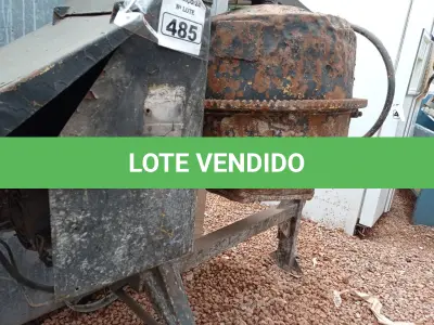 LOTE 485 - 01 BETONEIRA. (NO ESTADO) ATENÇÃO! FAZER A VISITAÇÃO ANTES DE ARREMATAR, NÃO SABEMOS SE FUNCIONA. LEILÃO NÃO TEM GARANTIA E NEM DEVOLUÇÃO, SUJEITO A POSSÍVEIS AVARIAS VISÍVEIS/OCULTAS E/OU AUSÊNCIA DE COMPONENTES.