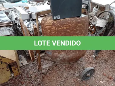 LOTE 483 - 01 BETONEIRA. (NO ESTADO) ATENÇÃO! FAZER A VISITAÇÃO ANTES DE ARREMATAR, NÃO SABEMOS SE FUNCIONA. LEILÃO NÃO TEM GARANTIA E NEM DEVOLUÇÃO, SUJEITO A POSSÍVEIS AVARIAS VISÍVEIS/OCULTAS E/OU AUSÊNCIA DE COMPONENTES.