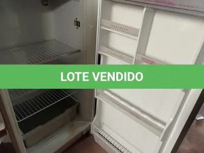 LOTE 404 - 01 GELADEIRA MARCA PROSDÓCIMO 220V. (NO ESTADO) ATENÇÃO! FAZER A VISITAÇÃO ANTES DE ARREMATAR, NÃO SABEMOS SE FUNCIONA. LEILÃO NÃO TEM GARANTIA E NEM DEVOLUÇÃO, SUJEITO A POSSÍVEIS AVARIAS VISÍVEIS/OCULTAS E/OU AUSÊNCIA DE COMPONENTES.