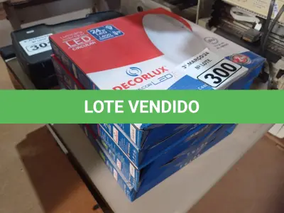 LOTE 300 - 06 PAINÉIS DE LED SOBREPOR CIRCULAR 24W 220V1400 LUMENS DECORLUX (NOVO). (NO ESTADO) ATENÇÃO! FAZER A VISITAÇÃO ANTES DE ARREMATAR, NÃO SABEMOS SE FUNCIONA. LEILÃO NÃO TEM GARANTIA E NEM DEVOLUÇÃO, SUJEITO A POSSÍVEIS AVARIAS VISÍVEIS/OCULTAS E/OU AUSÊNCIA DE COMPONENTES.