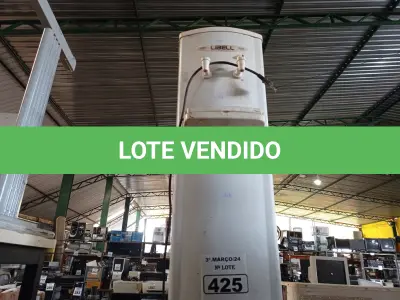 LOTE 425 - 01 BEBEDOURO PARA GARRAFÃO 220V. (NO ESTADO) ATENÇÃO! FAZER A VISITAÇÃO ANTES DE ARREMATAR, NÃO SABEMOS SE FUNCIONA. LEILÃO NÃO TEM GARANTIA E NEM DEVOLUÇÃO, SUJEITO A POSSÍVEIS AVARIAS VISÍVEIS/OCULTAS E/OU AUSÊNCIA DE COMPONENTES.