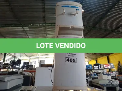 LOTE 405 - 01 BEBEDOURO PARA GARRAFÃO 220V. (NO ESTADO) ATENÇÃO! FAZER A VISITAÇÃO ANTES DE ARREMATAR, NÃO SABEMOS SE FUNCIONA. LEILÃO NÃO TEM GARANTIA E NEM DEVOLUÇÃO, SUJEITO A POSSÍVEIS AVARIAS VISÍVEIS/OCULTAS E/OU AUSÊNCIA DE COMPONENTES.
