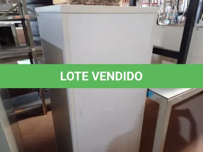 LOTE 426 - 01 ARQUIVO EM MADEIRA COM 04 GAVETAS. (NO ESTADO) ATENÇÃO! FAZER A VISITAÇÃO ANTES DE ARREMATAR, NÃO SABEMOS SE FUNCIONA. LEILÃO NÃO TEM GARANTIA E NEM DEVOLUÇÃO, SUJEITO A POSSÍVEIS AVARIAS VISÍVEIS/OCULTAS E/OU AUSÊNCIA DE COMPONENTES.