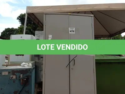 LOTE 476 - 01 ARMÁRIO DE AÇO COM 02 PORTAS. (NO ESTADO) ATENÇÃO! FAZER A VISITAÇÃO ANTES DE ARREMATAR, NÃO SABEMOS SE FUNCIONA. LEILÃO NÃO TEM GARANTIA E NEM DEVOLUÇÃO, SUJEITO A POSSÍVEIS AVARIAS VISÍVEIS/OCULTAS E/OU AUSÊNCIA DE COMPONENTES.