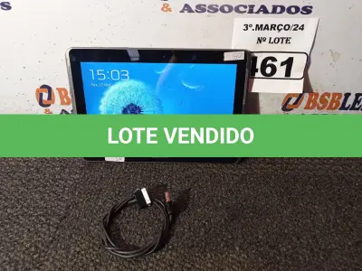 LOTE 461 - 01 TABLET MARCA SAMSUNG COM CABO. (NO ESTADO) ATENÇÃO! FAZER A VISITAÇÃO ANTES DE ARREMATAR, NÃO SABEMOS SE FUNCIONA. LEILÃO NÃO TEM GARANTIA E NEM DEVOLUÇÃO, SUJEITO A POSSÍVEIS AVARIAS VISÍVEIS/OCULTAS E/OU AUSÊNCIA DE COMPONENTES.