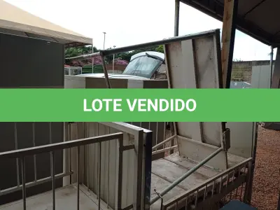 LOTE 472 - 02 BERÇOS DE FERRO E 01 MESINHA. (NO ESTADO) ATENÇÃO! FAZER A VISITAÇÃO ANTES DE ARREMATAR, NÃO SABEMOS SE FUNCIONA. LEILÃO NÃO TEM GARANTIA E NEM DEVOLUÇÃO, SUJEITO A POSSÍVEIS AVARIAS VISÍVEIS/OCULTAS E/OU AUSÊNCIA DE COMPONENTES.
