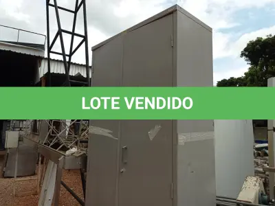 LOTE 477 - 01 ARMÁRIO DE AÇO COM 02 PORTAS. (NO ESTADO) ATENÇÃO! FAZER A VISITAÇÃO ANTES DE ARREMATAR, NÃO SABEMOS SE FUNCIONA. LEILÃO NÃO TEM GARANTIA E NEM DEVOLUÇÃO, SUJEITO A POSSÍVEIS AVARIAS VISÍVEIS/OCULTAS E/OU AUSÊNCIA DE COMPONENTES.